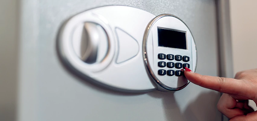 Jewelry Safe Cracking in Novato, California